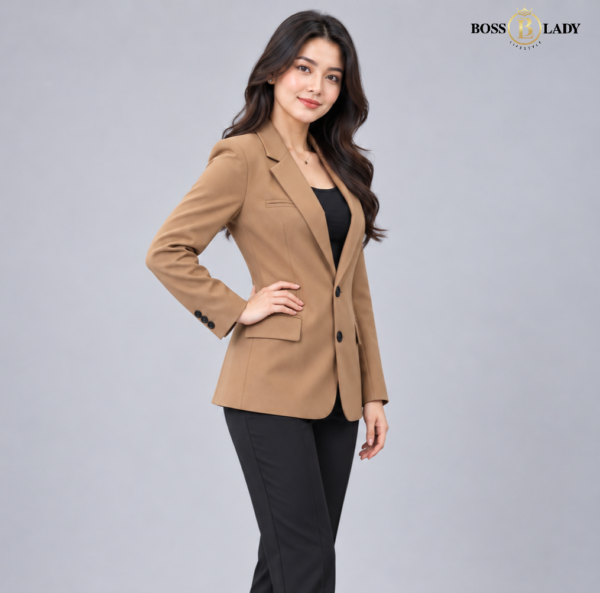 Signature Single-Breasted Brown Blazer